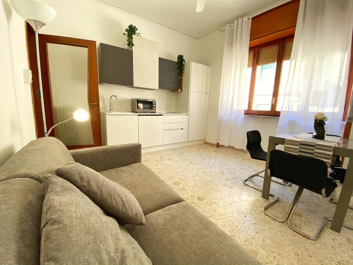 Casa Vacanze Salerno Al Corso Exterior foto